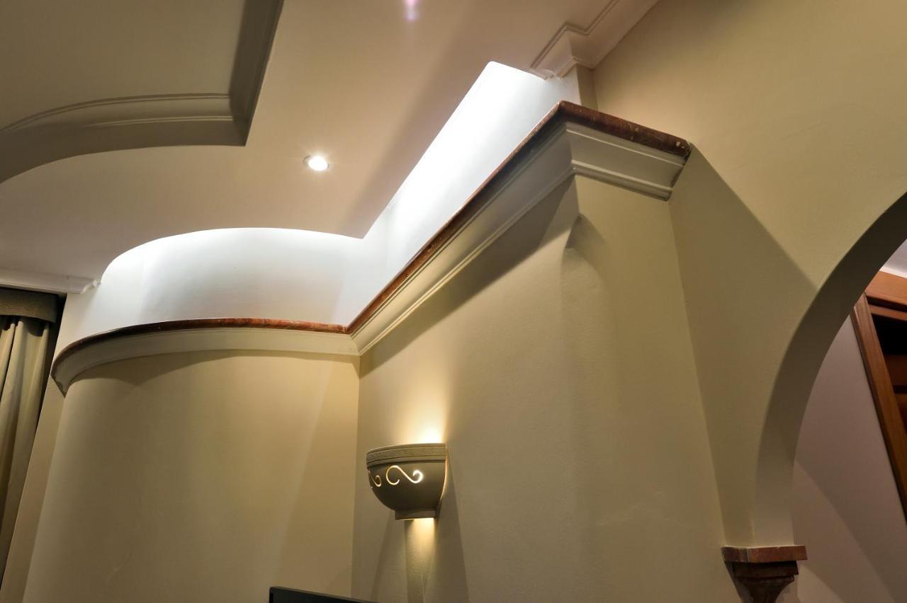 Domus Catone Apartment Rome Bagian luar foto