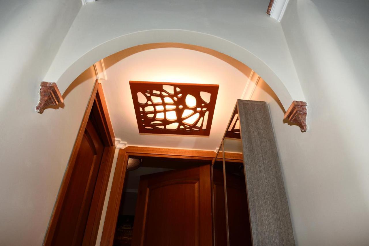 Domus Catone Apartment Rome Bagian luar foto