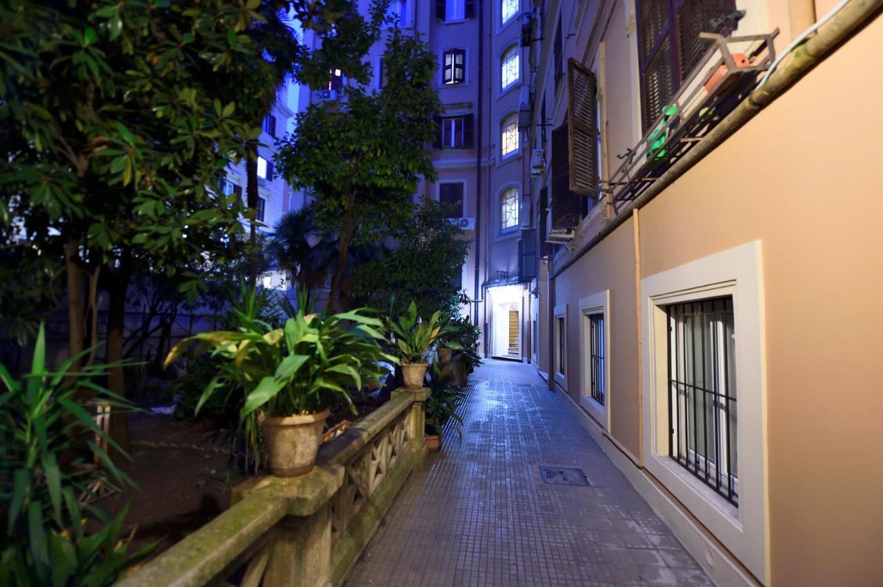 Domus Catone Apartment Rome Bagian luar foto